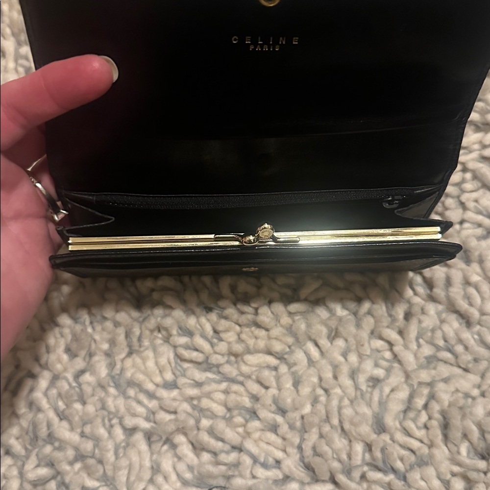 CELINE Black and Brown Wallet Kisslock clean/pristine Flap MINT Authentic - Picture 7 of 10